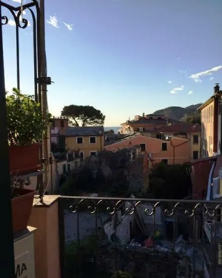 Al Castello Apartment Levanto Italy